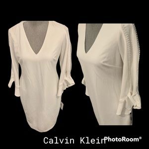 NWT Fabulous White Calvin Klein dress v neck Sz 8